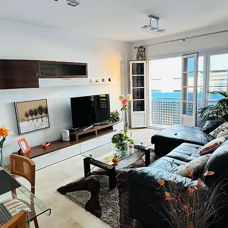 Elena Is A Comfortable And Well Located Flat * Las Palmas de Gran Canaria